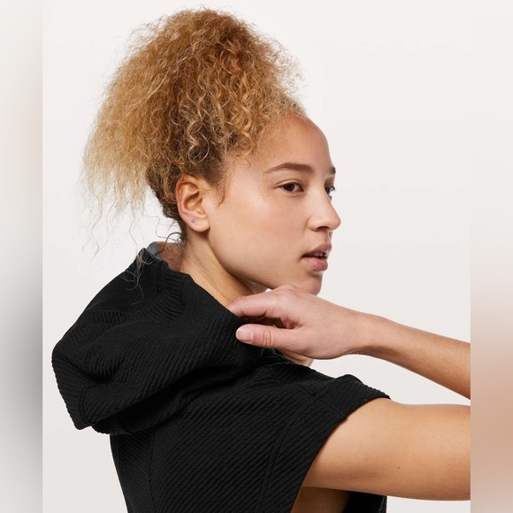 Lululemon easy going hoodie - Picture 4 of 10